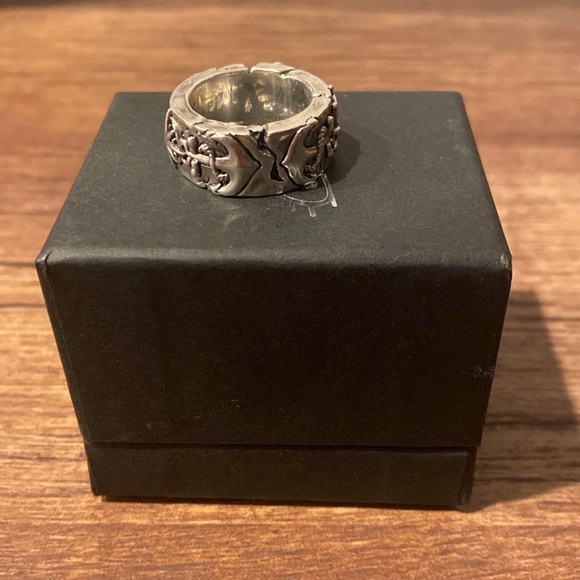 “Safe Harbor” Sterling Silver Ring Size: 7 From Clocks and Colours - Picture 5 of 9